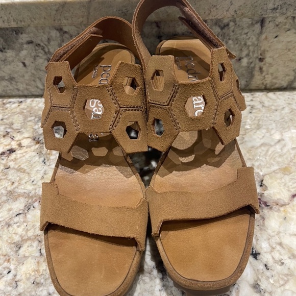 Pedro Garcia Fermina Honeycomb Wedge in Brown, Size 37.5/7.5 US - Picture 1 of 12